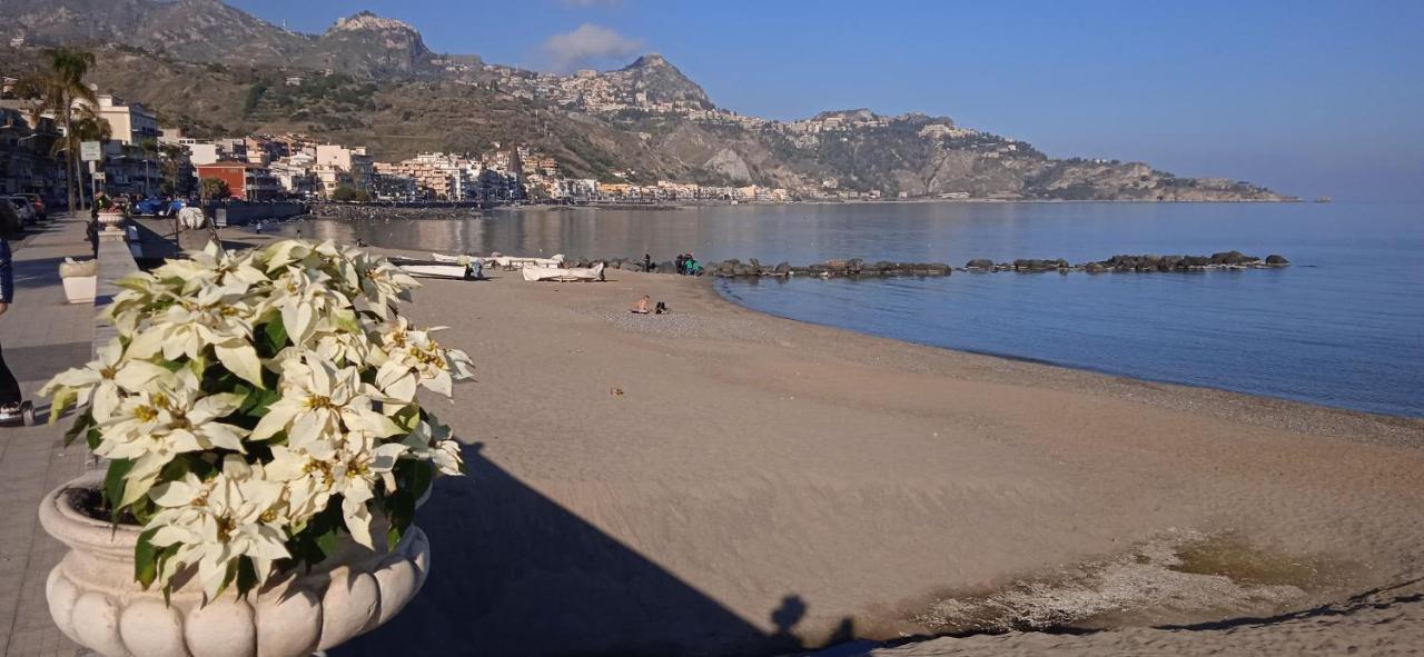 Apartamento Donna Sicilia 2 Giardini-Naxos Exterior foto
